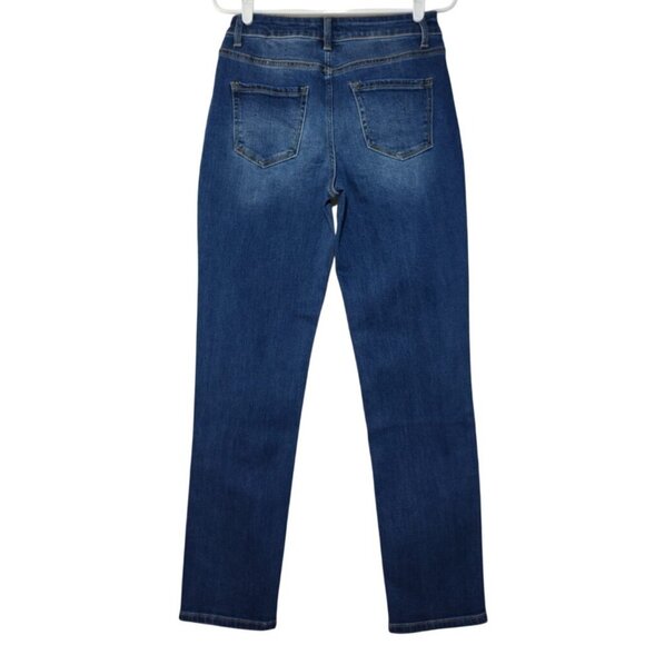 Time & Tru Women's Regular Fit Jeans, Size 6, Dark Wash. NWT - Picture 2 of 6